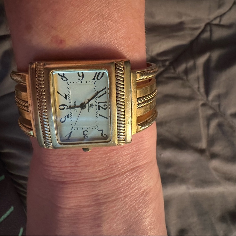 Watch bracelet
